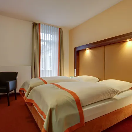 Tante Alma's Mannheimer Szálloda 3*